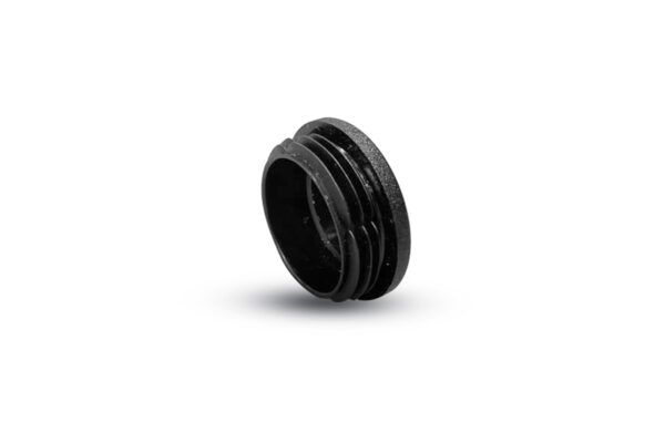 Eine schwarze Endkappe für 50 x 3 mm Rundrohre mit geschichteten, strukturierten Bändern wird auf einem weißen Hintergrund angezeigt und wirft einen subtilen Schatten.